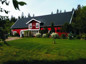 Villa Luna Breakfast Hotel in Killeberg
